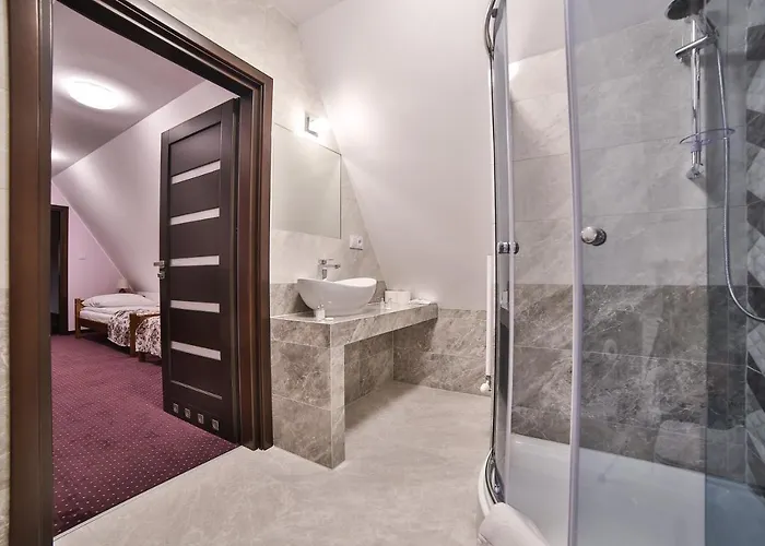 & Dom-blach צ'אפלארי