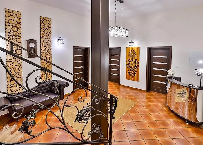 לינה וארוחת בוקר & Dom-blach צ'אפלארי