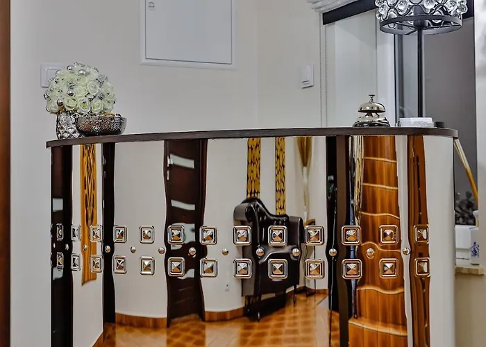 & Dom-blach 3* צ'אפלארי