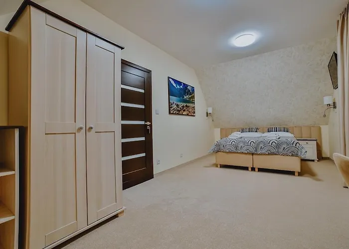 לינה וארוחת בוקר & Dom-blach