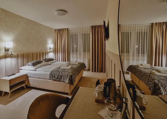 & Dom-blach צ'אפלארי