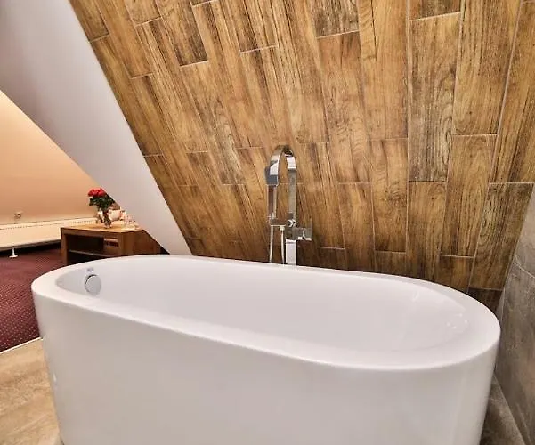 & Dom-blach צ'אפלארי