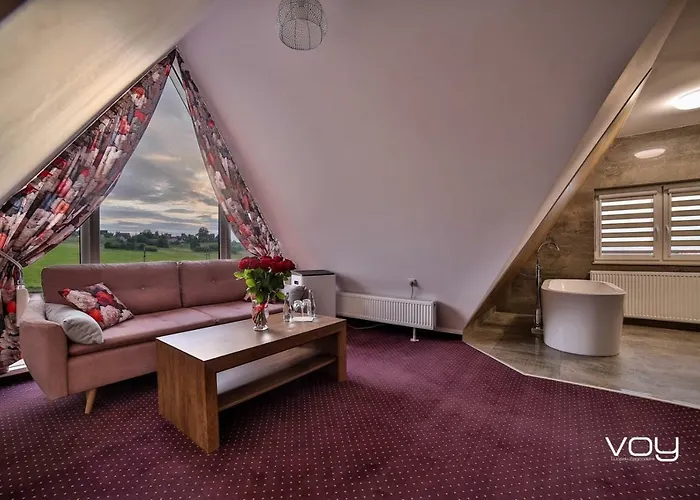 לינה וארוחת בוקר & Dom-blach צ'אפלארי